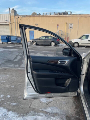 2015 Nissan Pathfinder Platinum