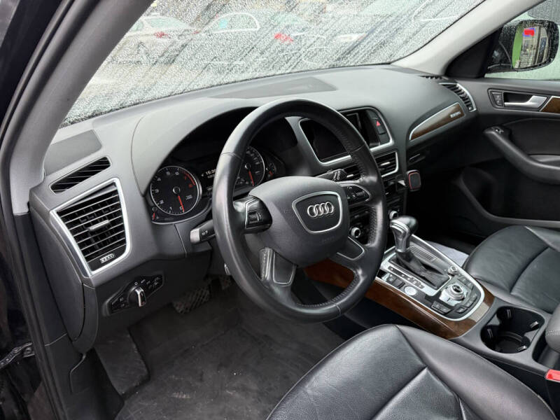 2017 Audi Q5 2.0T quattro Premium