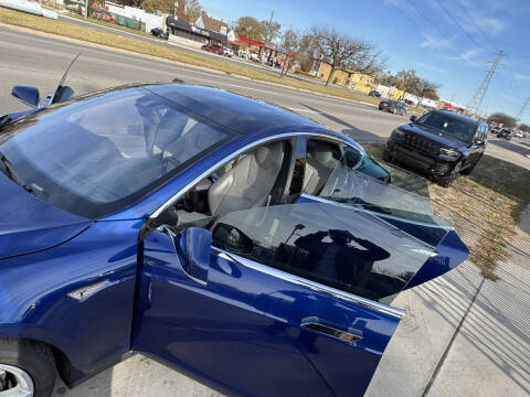 2016 Tesla Model S 70
