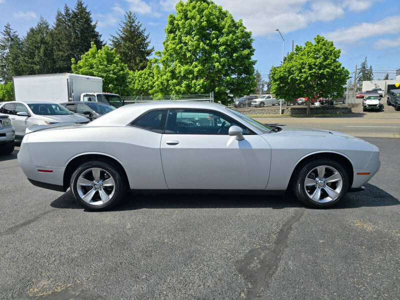 2020 Dodge Challenger SXT