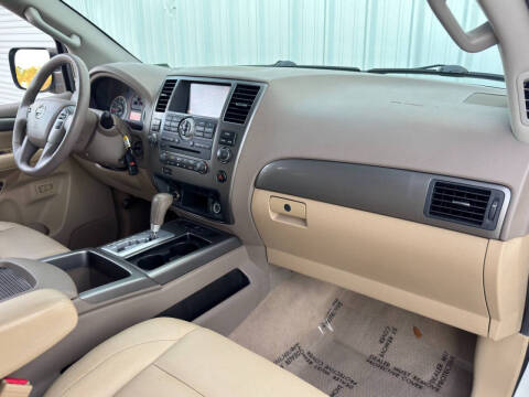 2013 Nissan Armada SV