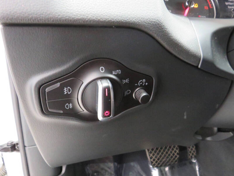 2016 Audi Q5 2.0T quattro Premium Plus