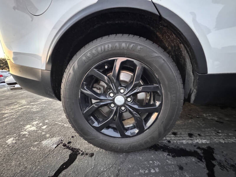 2020 Land Rover Discovery SE