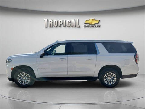 2023 Chevrolet Suburban LT