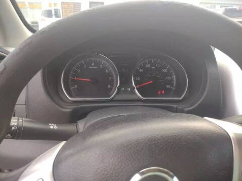 2017 Nissan Versa 1.6 S