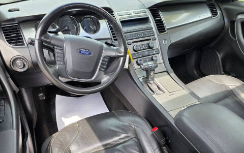 2011 Ford Taurus SEL
