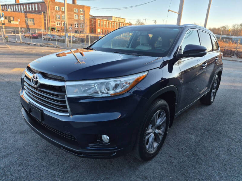 Image of 2015 Toyota Highlander XLE