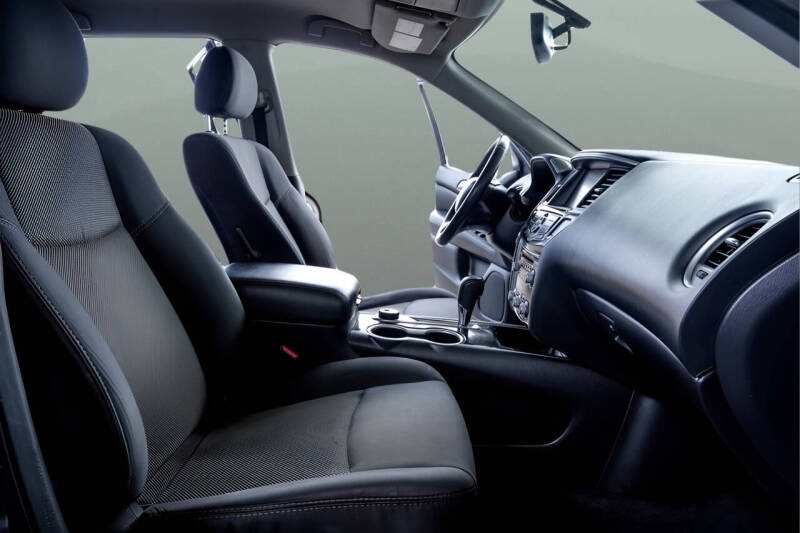 2019 Nissan Pathfinder SV