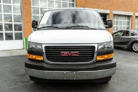 2023 GMC Savana 2500