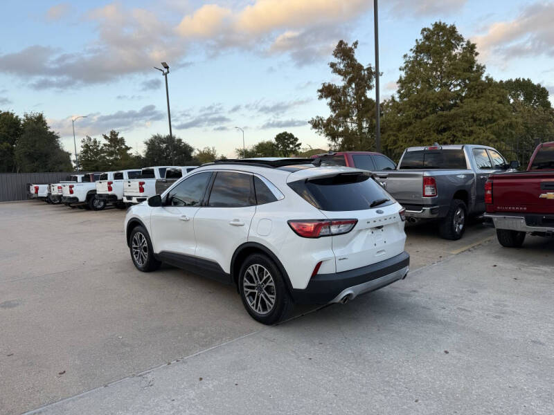 2022 Ford Escape SEL