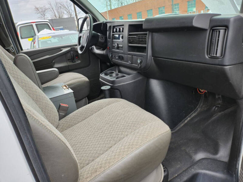 2015 GMC Savana 2500