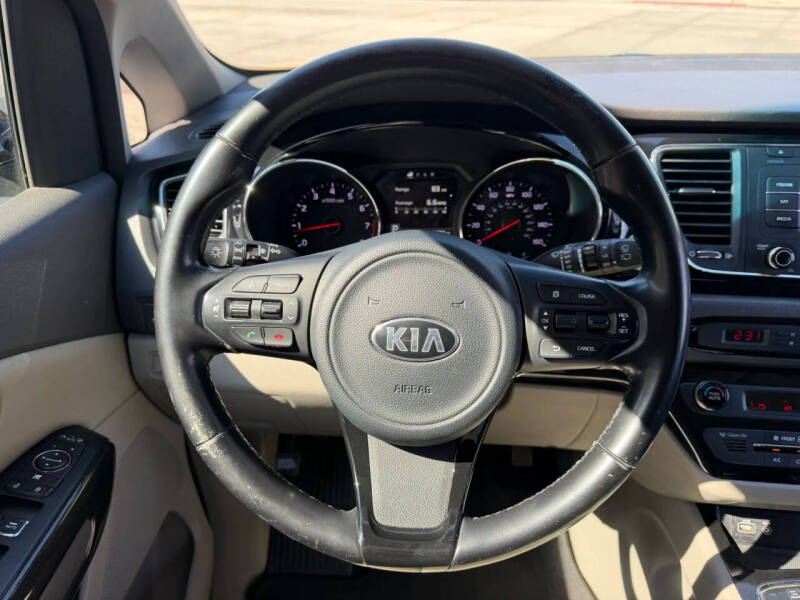 2016 Kia Sedona