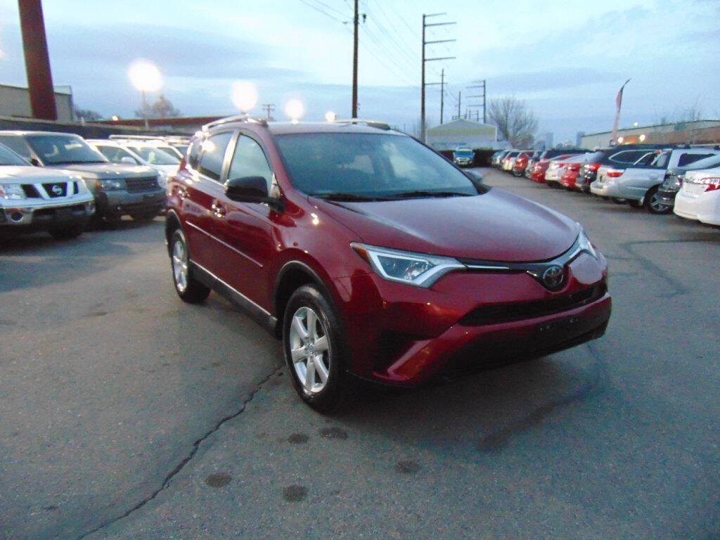 2018 Toyota RAV4 for sale at Avalanche Auto Sales in Denver, CO