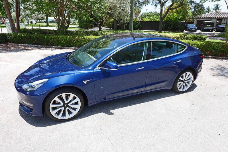 2019 Tesla Model 3 Standard Range Plus