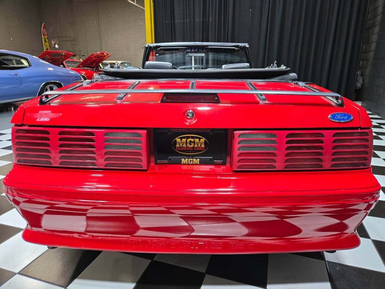 1992 Ford Mustang 39