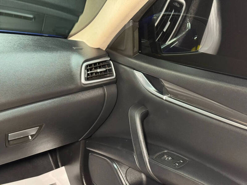 2017 Maserati Ghibli