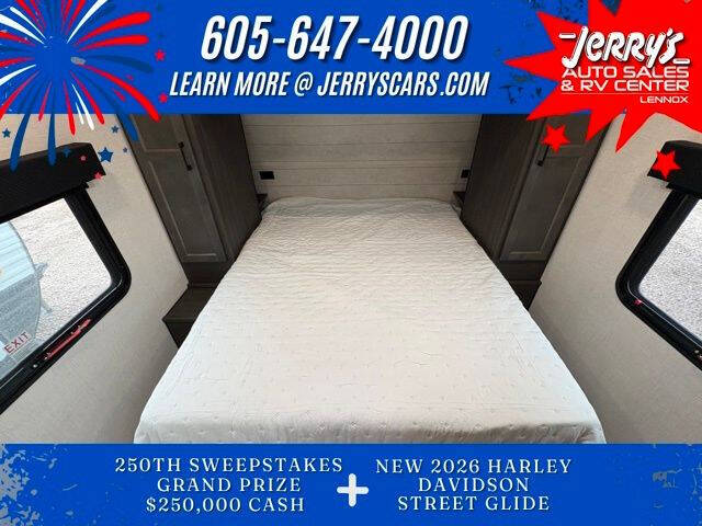 2026 Venture RV Stinger