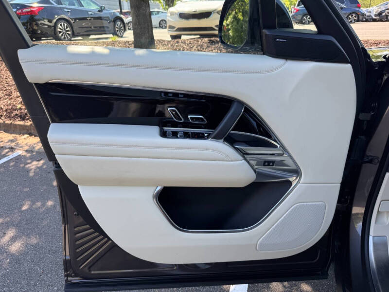 2023 Land Rover Range Rover P400 SE