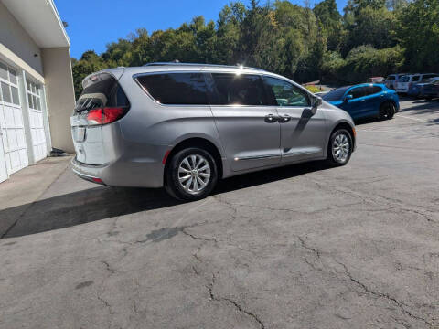 2019 Chrysler Pacifica Touring L