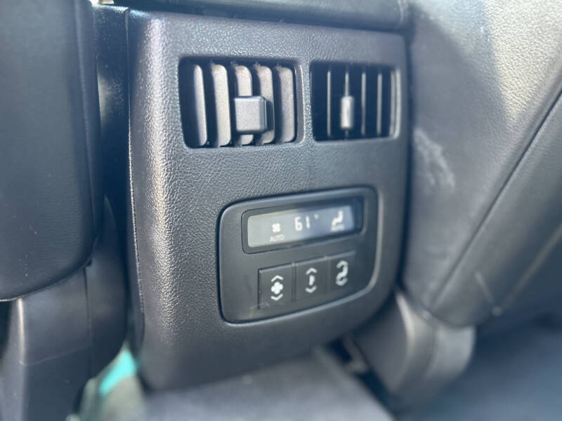 2009 Cadillac DTS Performance