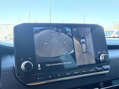 2023 Mitsubishi Outlander PHEV SE