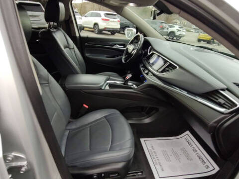 2020 Buick Enclave Essence