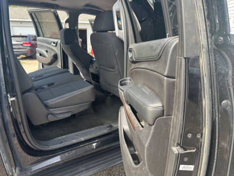 2017 Chevrolet Suburban LS