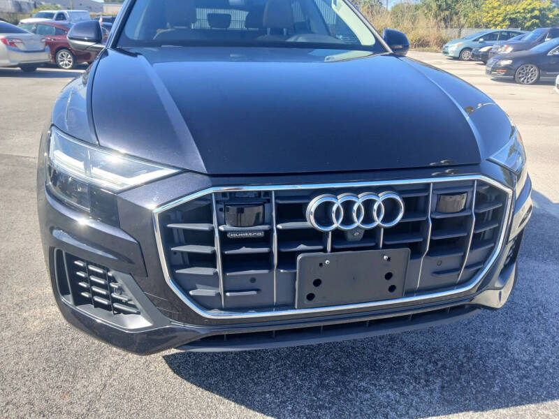 2019 Audi Q8 quattro Premium Plus 55 TFSI