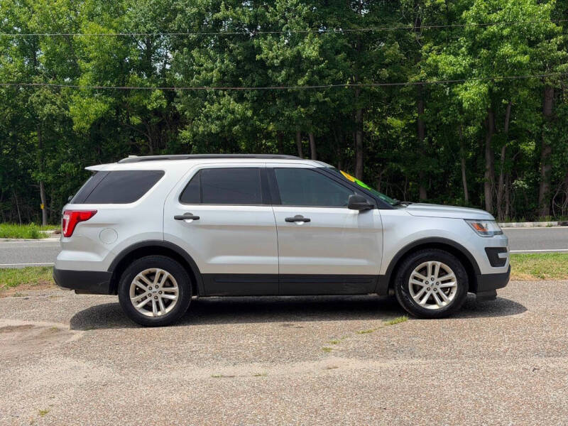 2016 Ford Explorer