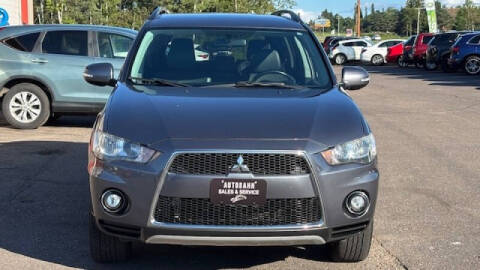 2011 Mitsubishi Outlander SE