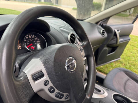 2013 Nissan Rogue SV