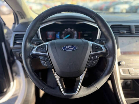 2020 Ford Fusion SEL