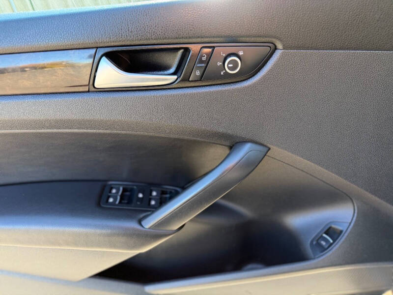 2015 Volkswagen Passat 2.0L TDI SEL Premium