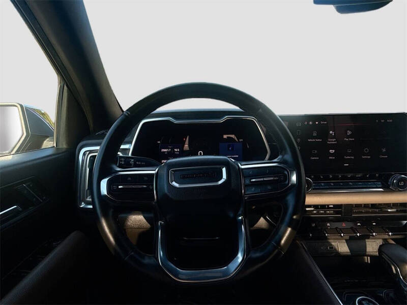 2023 GMC Canyon Denali