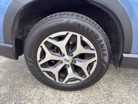 2024 Subaru Forester Premium