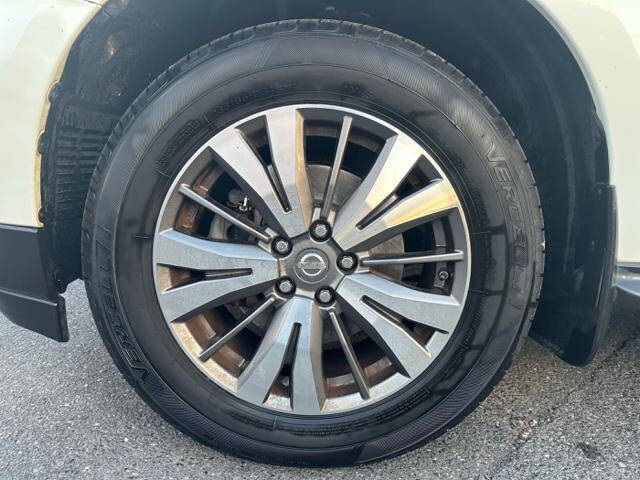 2017 Nissan Pathfinder