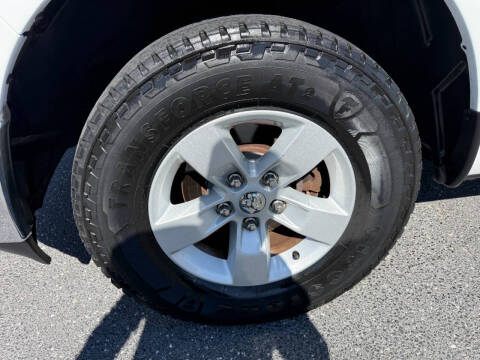 2019 RAM 1500 Classic SLT
