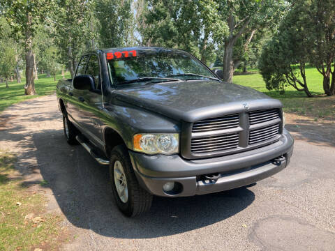 2002 Dodge Ram Pickup 1500 for sale at BELOW BOOK AUTO SALES in Idaho Falls ID