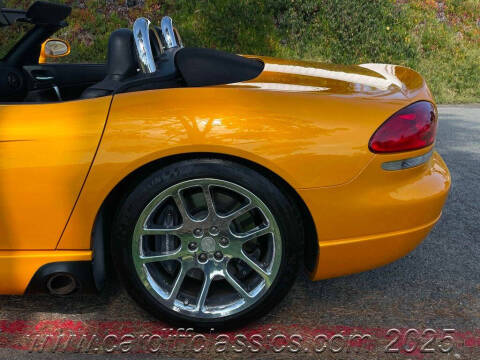 2003 Dodge Viper SRT-10