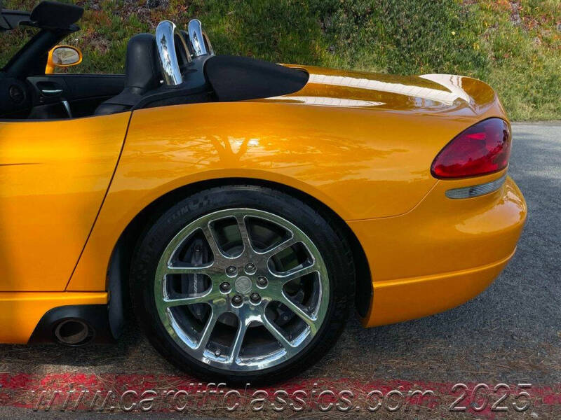 2003 Dodge Viper SRT-10