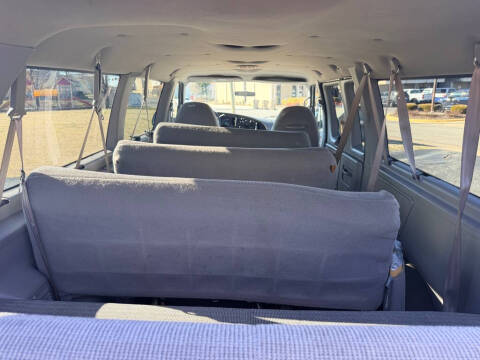 2001 Ford E-Series