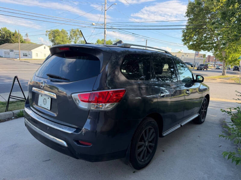 2014 Nissan Pathfinder S