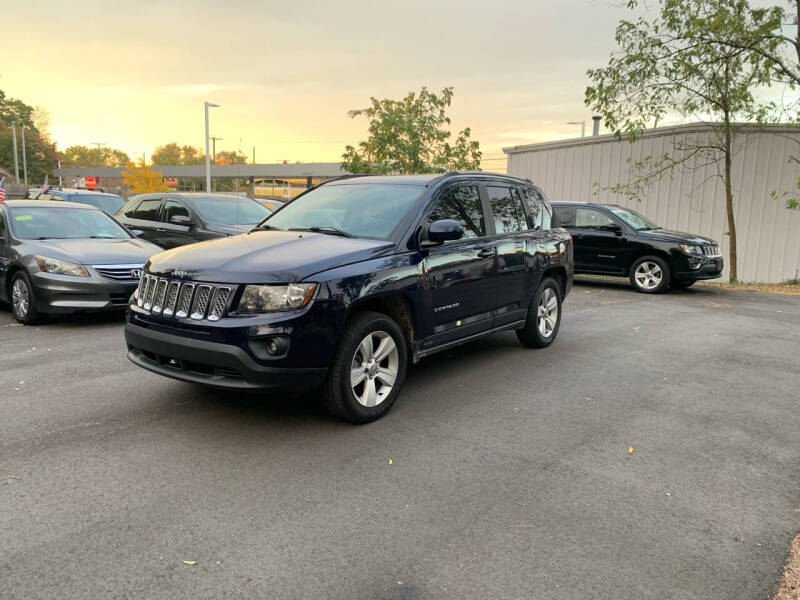 2017 Jeep Compass Latitude photo 10