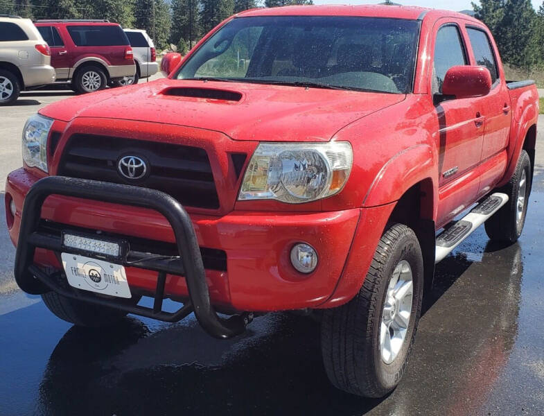 2005 Toyota Tacoma for sale at Family Motor Company in Athol ID