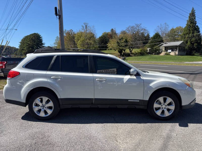 2010 Subaru Outback 2.5i Limited
