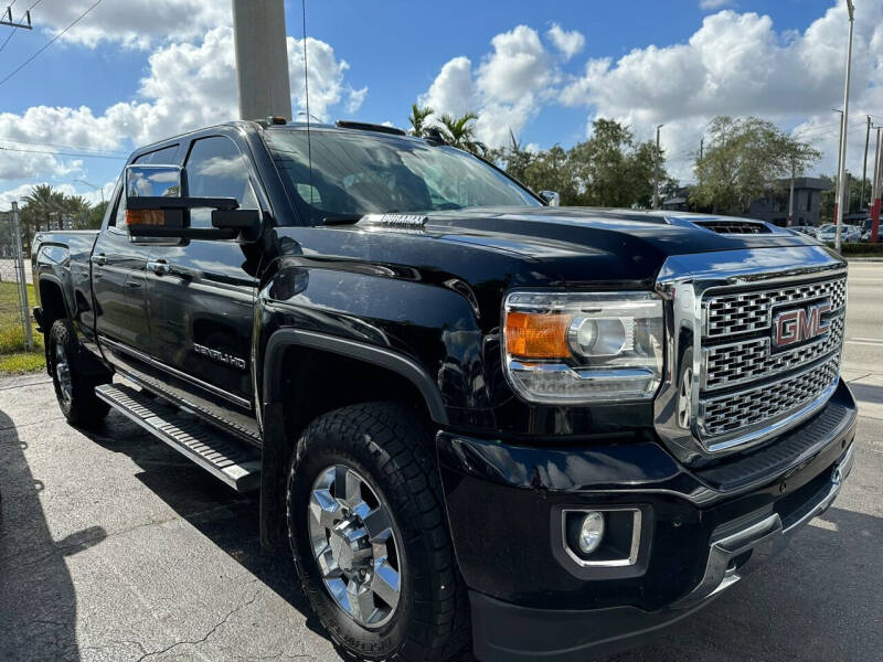 2018 GMC Sierra 3500HD Denali