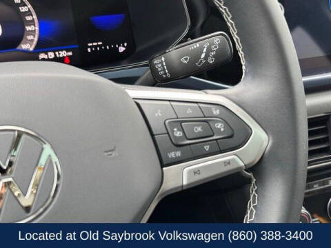 2023 Volkswagen Taos SE 4Motion