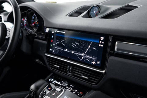 2022 Porsche Cayenne S Platinum Edition