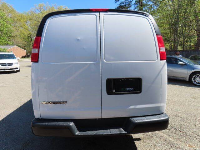 2019 Chevrolet Express 2500