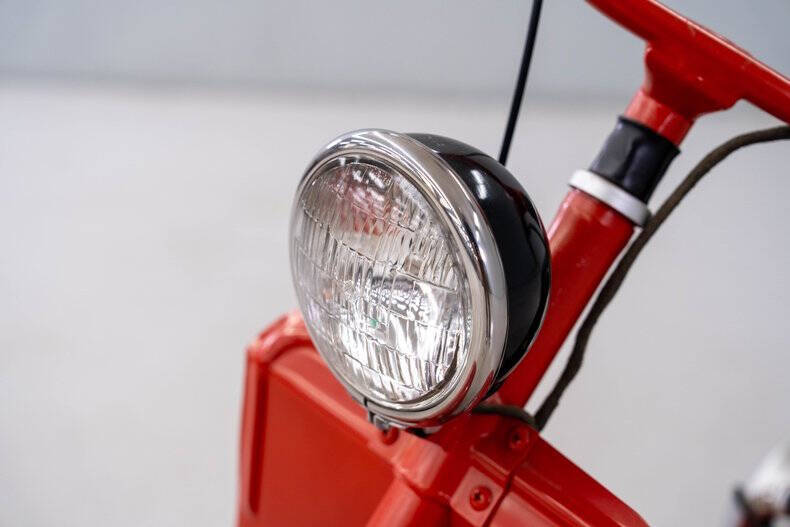 1959 Cushman Highlander Model 721-28
